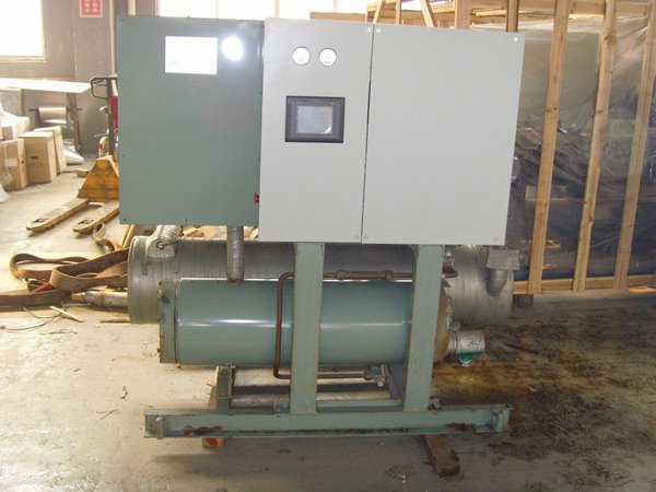 克孜勒苏柯尔克孜酒店中央空调不停机清洗方法介绍